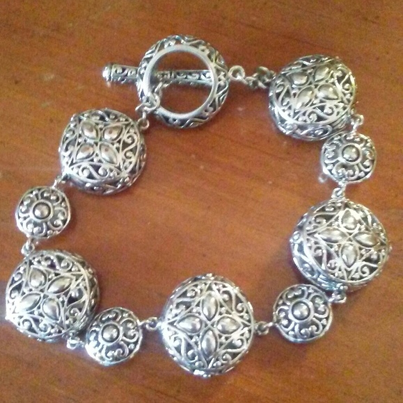 Sterling Silver 925 Toggle Bracelet - Picture 2 of 6